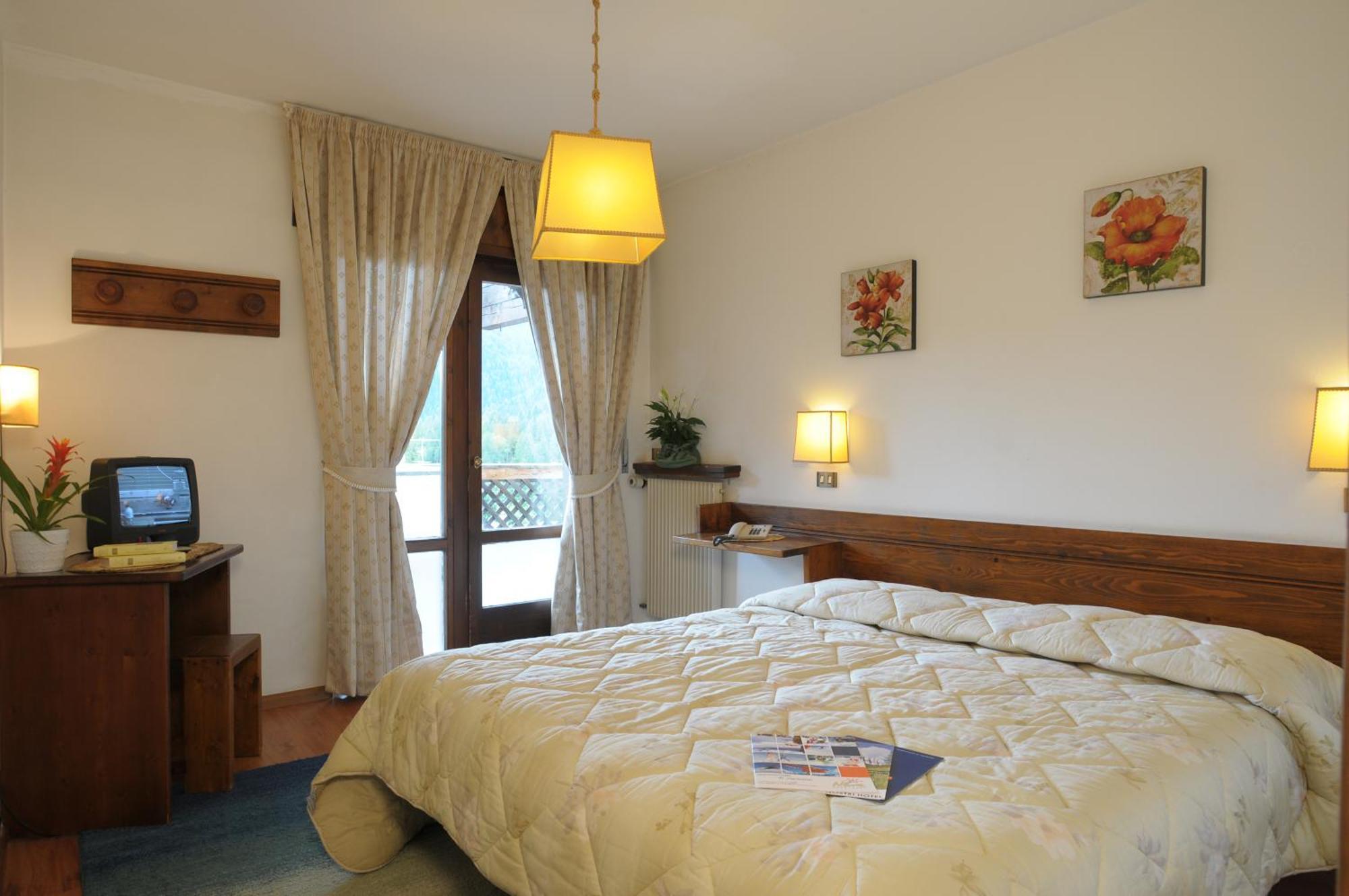 Hotel Corona Val di Zoldo Chambre photo