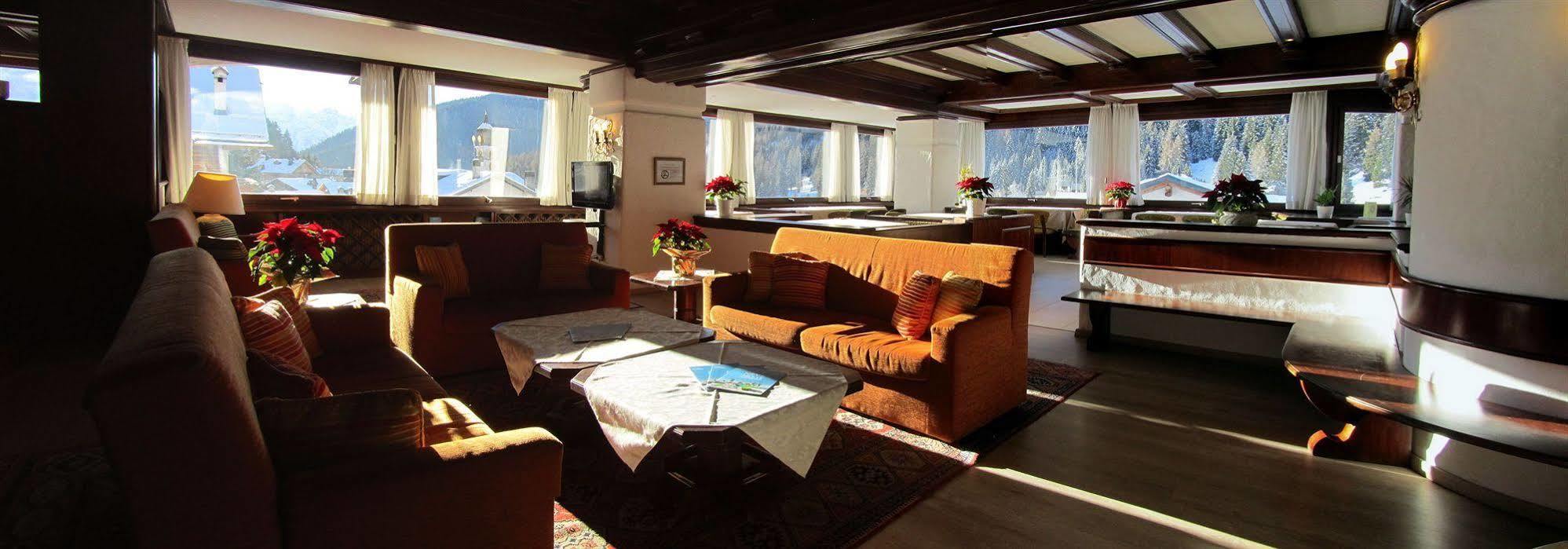 Hotel Corona Val di Zoldo Extérieur photo